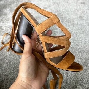 ALDO Cylinder Heel Suede Camel/Tan LACE UP SANDALS - Size 8 EUC